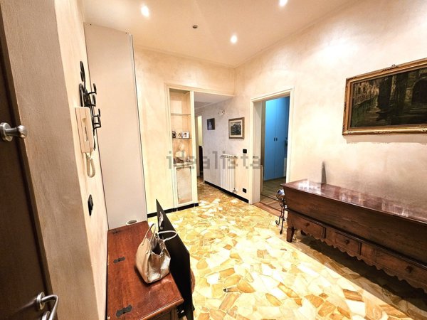 appartamento in vendita a Genova in zona Pegli