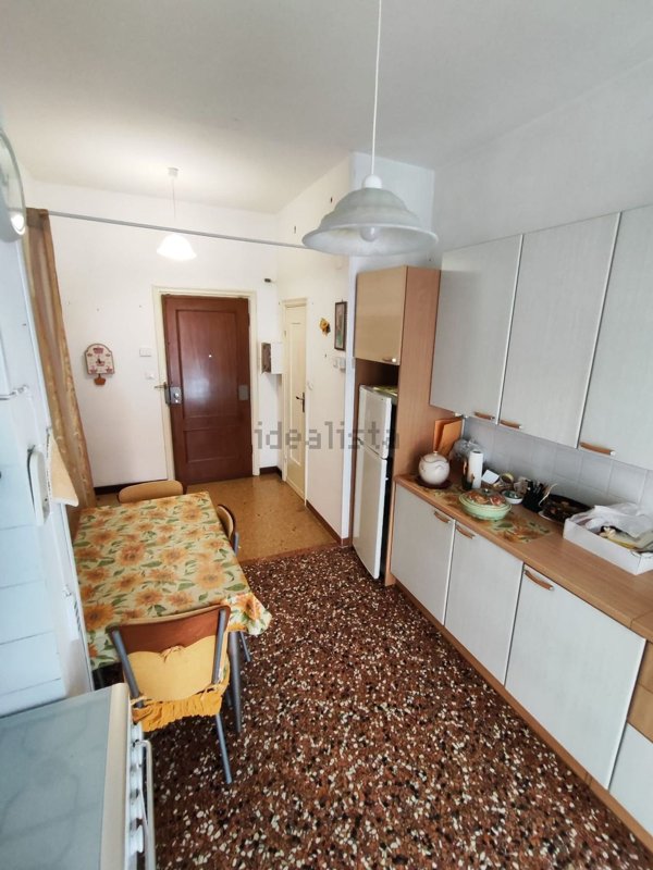 appartamento in vendita a Genova in zona Molassana