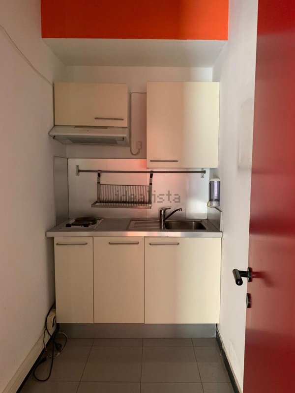 ufficio in vendita a Genova in zona Molassana