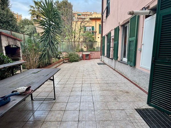 appartamento in vendita a Genova in zona Pegli