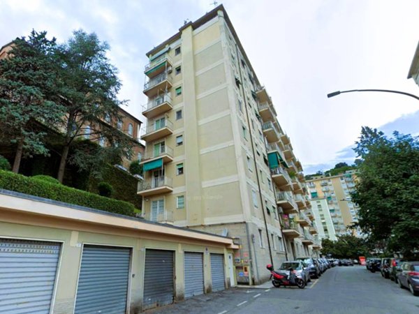 appartamento in vendita a Genova in zona Staglieno
