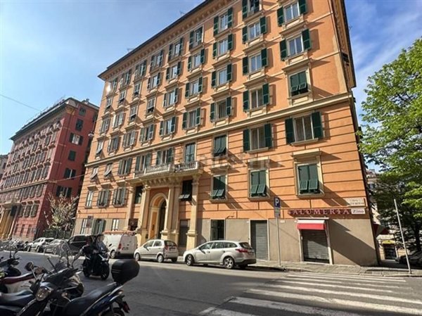 appartamento in vendita a Genova in zona Carignano