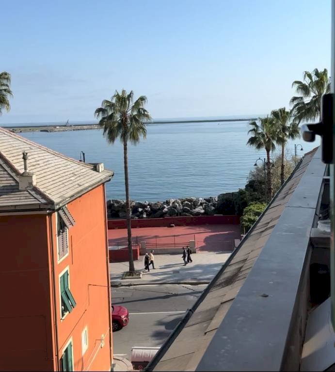 appartamento in vendita a Genova in zona Pegli