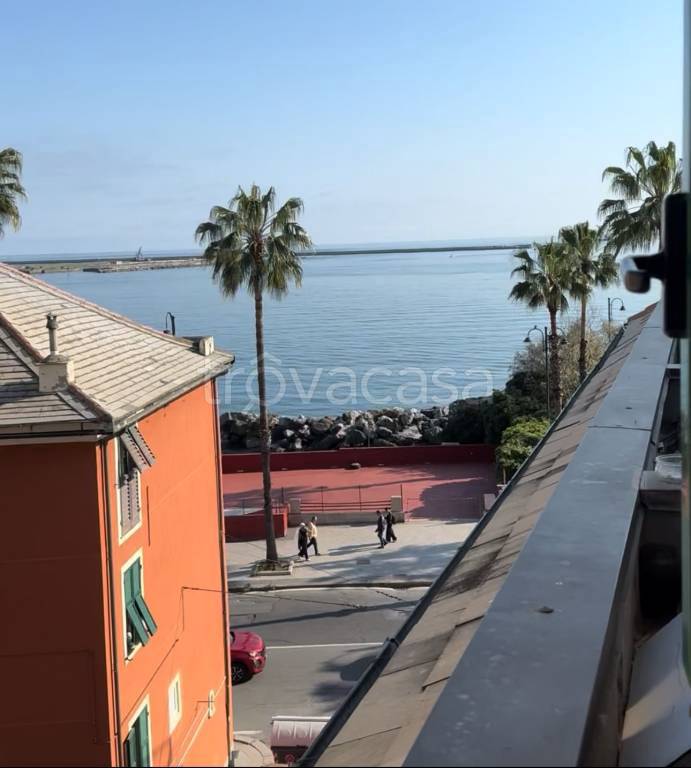 appartamento in vendita a Genova in zona Pegli