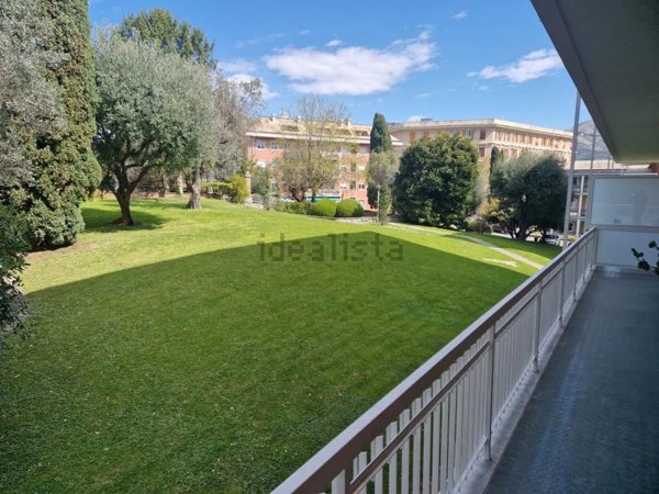 appartamento in vendita a Genova in zona Albaro