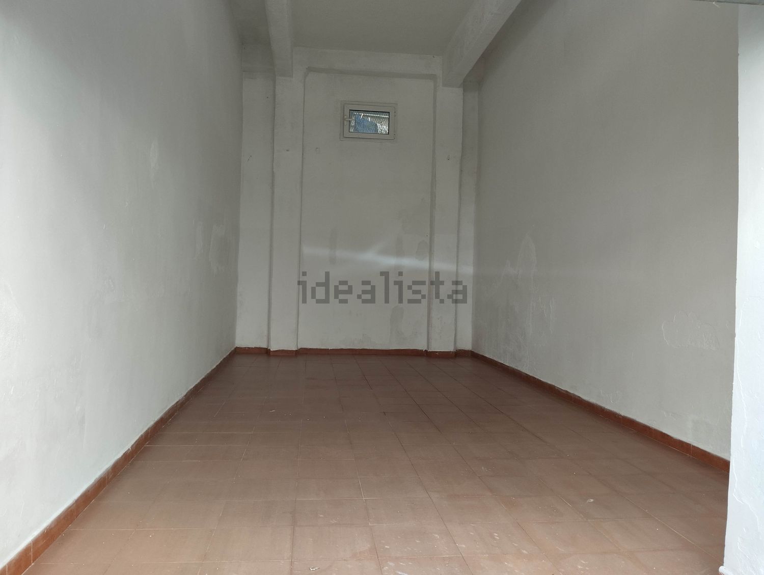 locale di sgombero in vendita a Genova