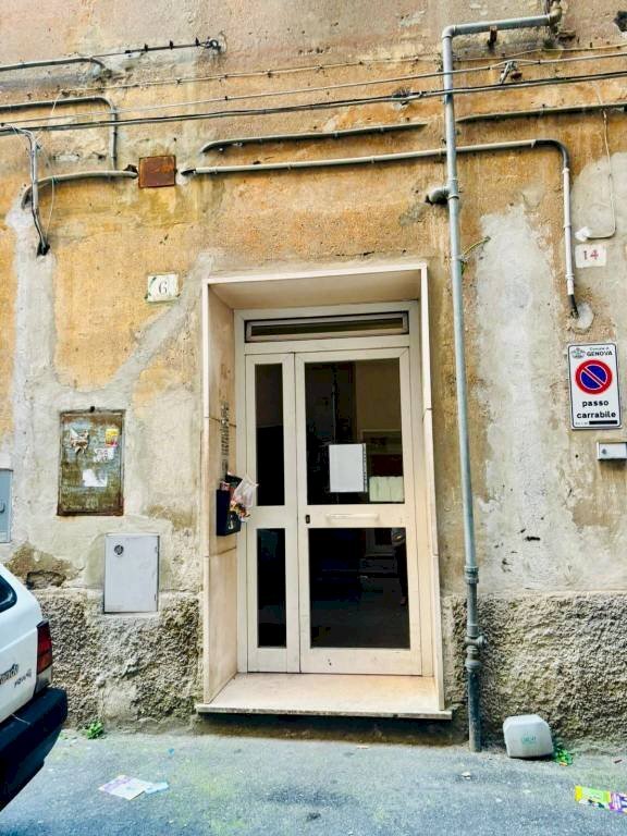 appartamento in vendita a Genova in zona Sampierdarena