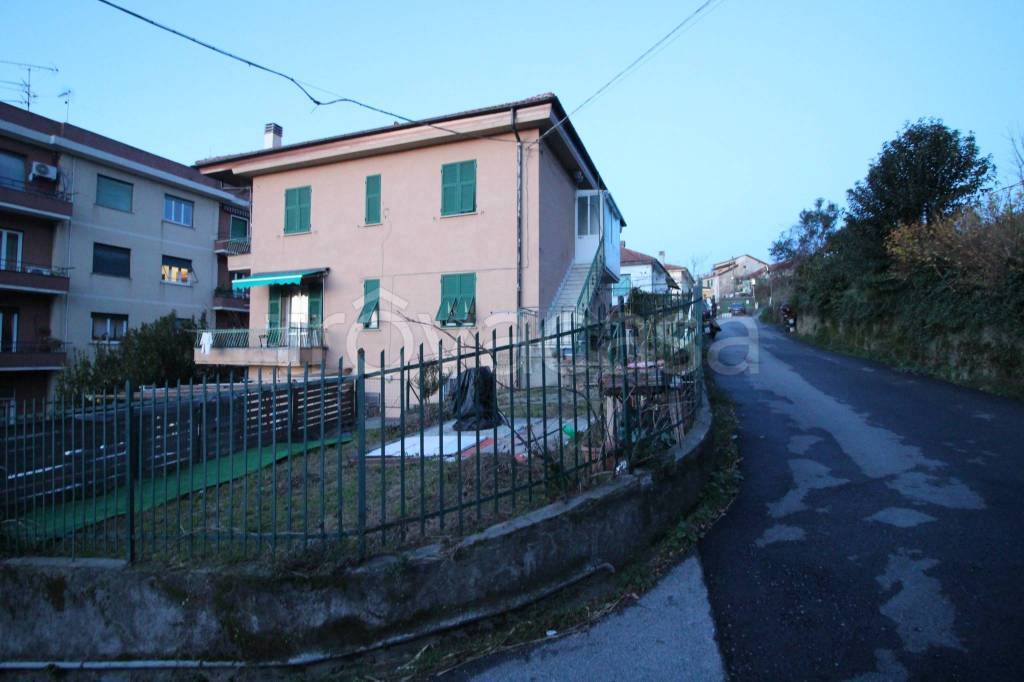 appartamento in vendita a Genova in zona Borzoli