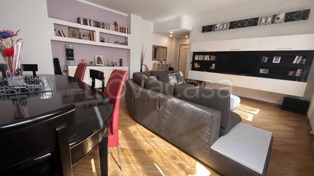 appartamento in vendita a Genova in zona Sampierdarena