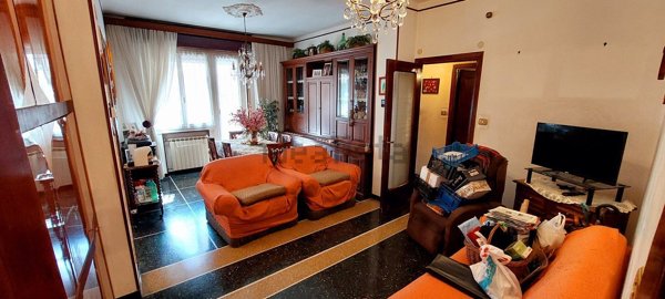 appartamento in vendita a Genova in zona Sampierdarena