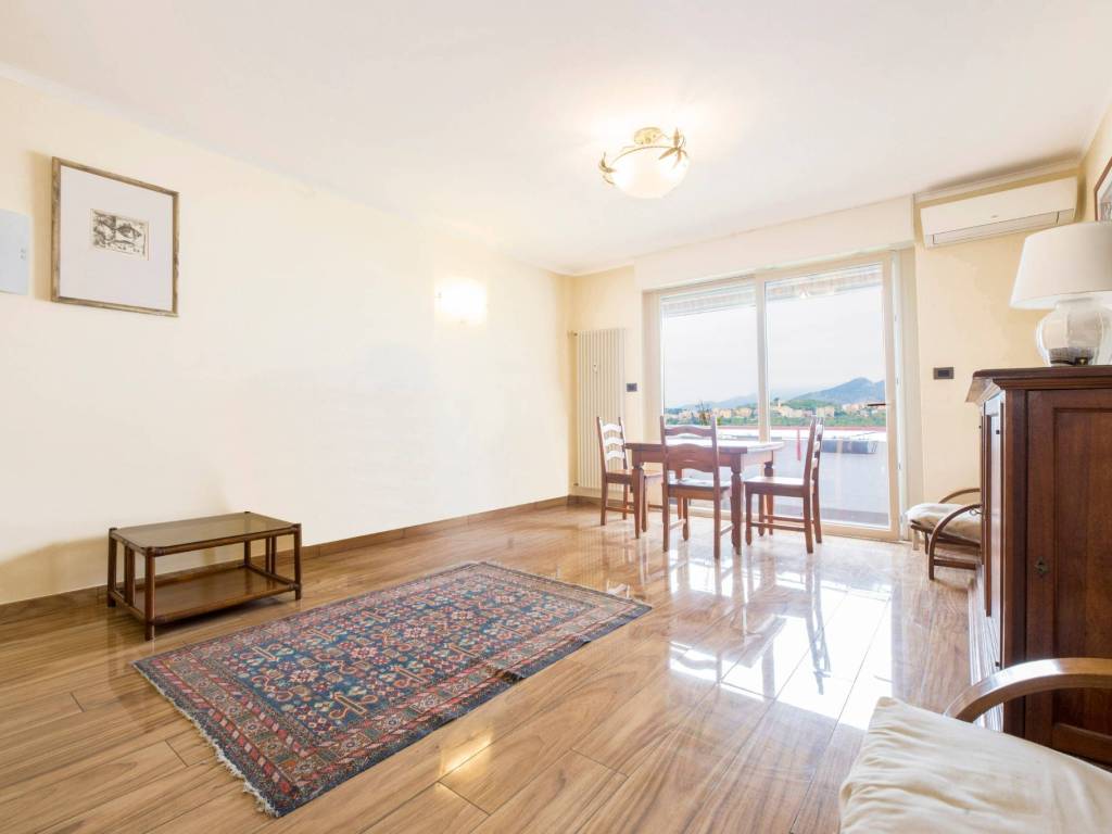 appartamento in vendita a Genova in zona Sampierdarena