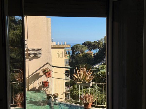 appartamento in vendita a Genova in zona Pegli