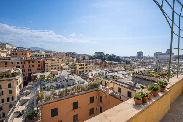 appartamento in vendita a Genova in zona Castelletto
