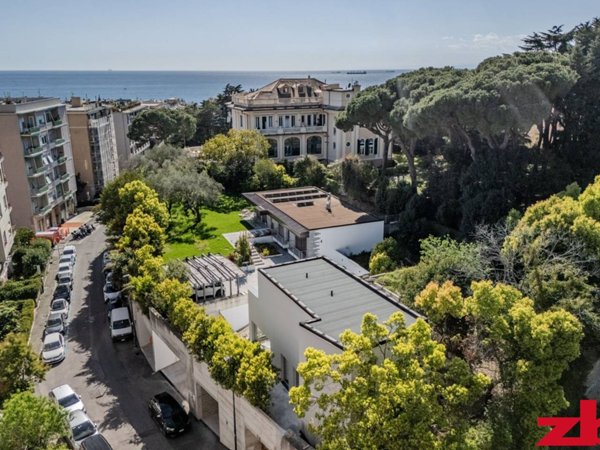casa indipendente in vendita a Genova in zona Albaro