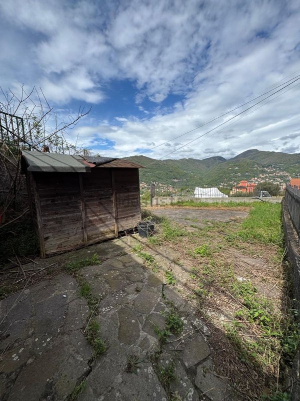 appartamento in vendita a Genova in zona Struppa