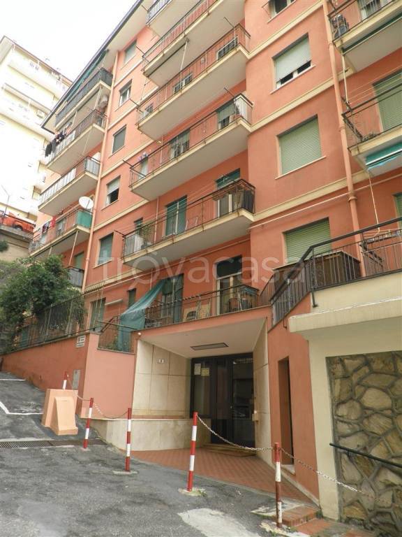 appartamento in vendita a Genova in zona Oregina