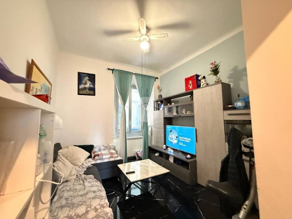 appartamento in vendita a Genova in zona Sampierdarena