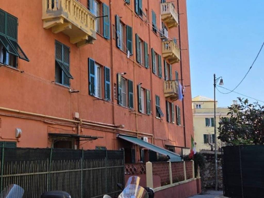 appartamento in vendita a Genova in zona Marassi