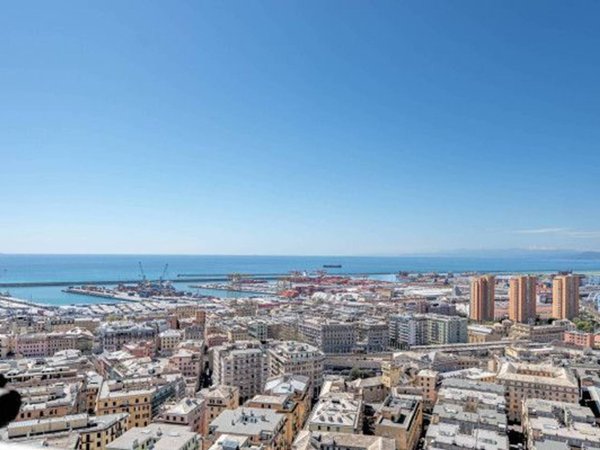 appartamento in vendita a Genova in zona Sampierdarena