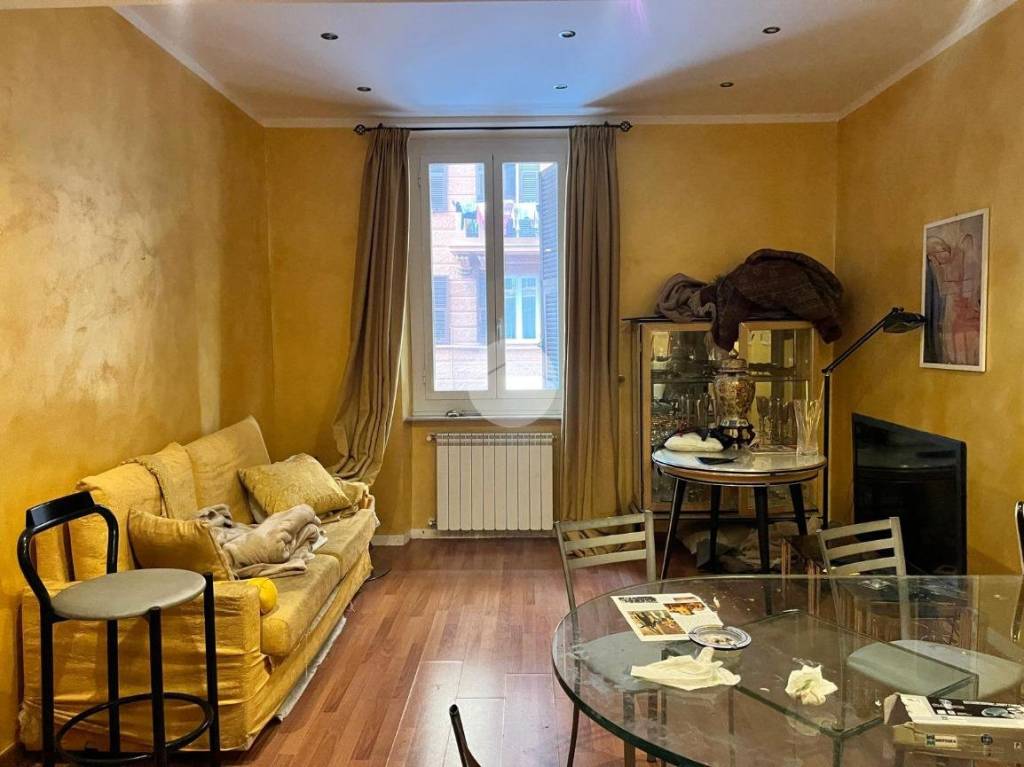 appartamento in vendita a Genova in zona Marassi