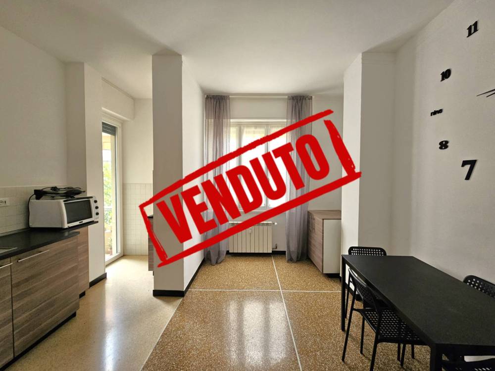 appartamento in vendita a Genova in zona Lagaccio / Granarolo