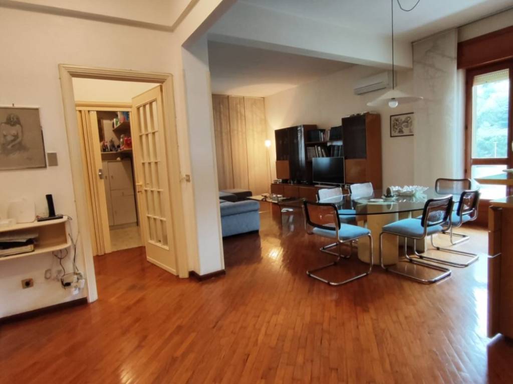 appartamento in vendita a Genova in zona Struppa