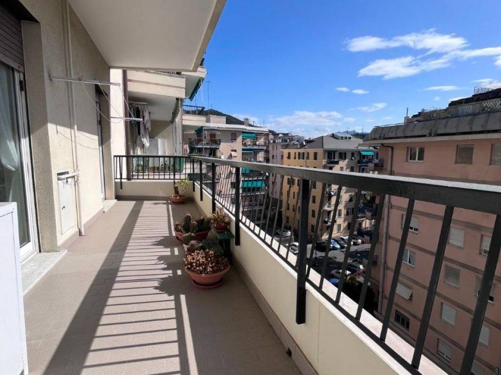 appartamento in vendita a Genova in zona Borzoli