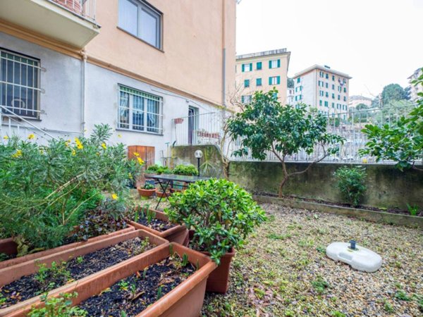 appartamento in vendita a Genova in zona San Martino