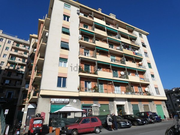 appartamento in vendita a Genova in zona Lagaccio / Granarolo