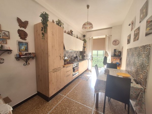 appartamento in vendita a Genova in zona Bolzaneto