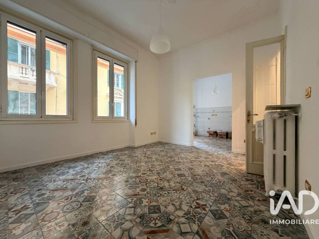 appartamento in vendita a Genova in zona Sampierdarena