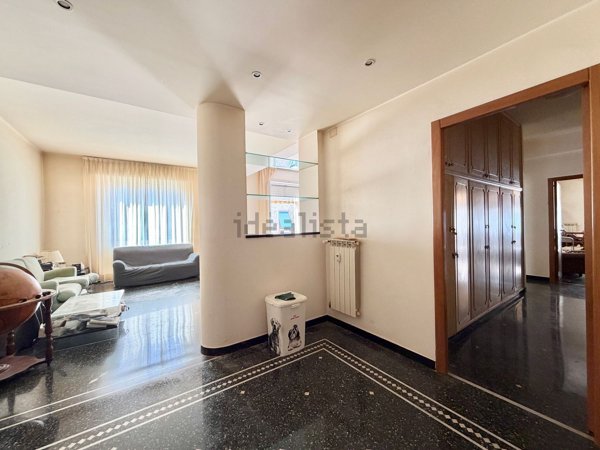 appartamento in vendita a Genova in zona Pegli