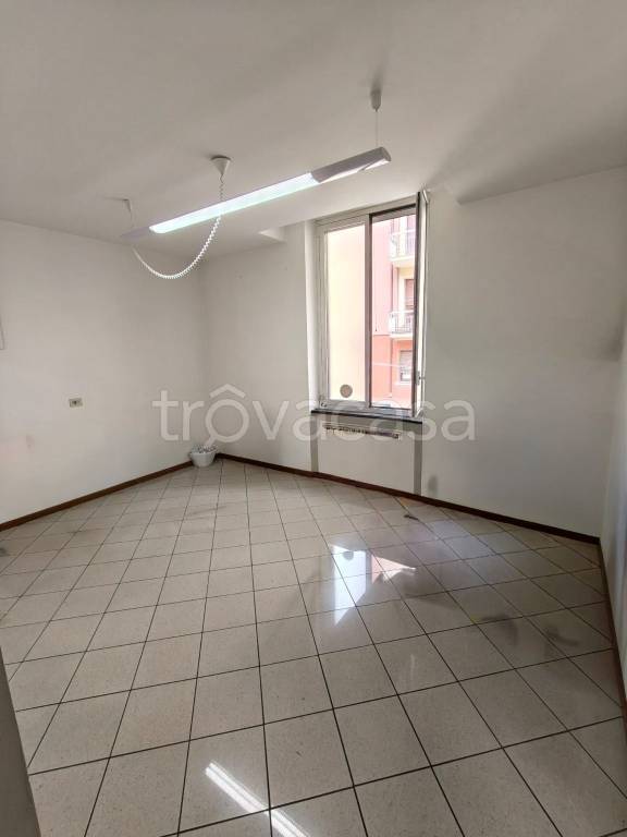 appartamento in vendita a Genova in zona Rivarolo