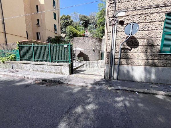 appartamento in vendita a Genova in zona Oregina