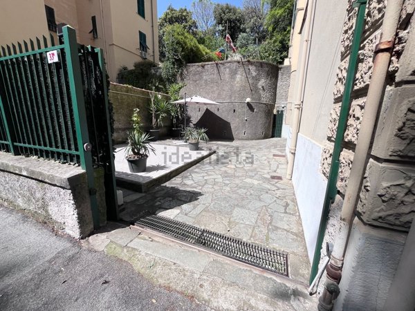 appartamento in vendita a Genova in zona Oregina