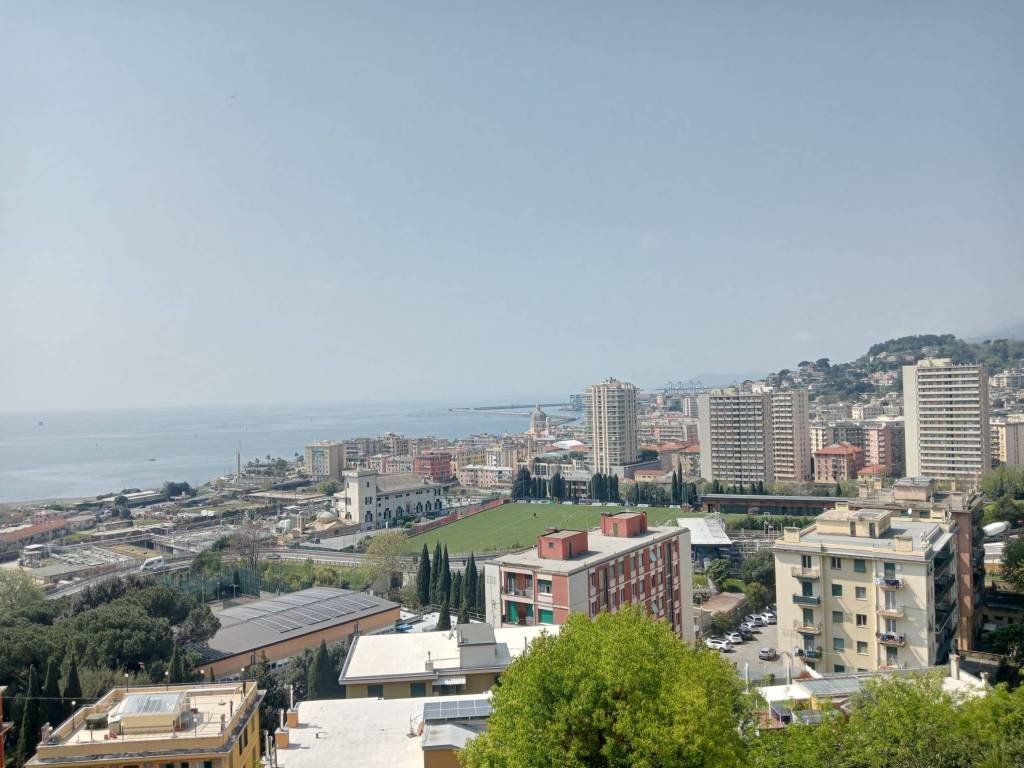 appartamento in vendita a Genova in zona Multedo