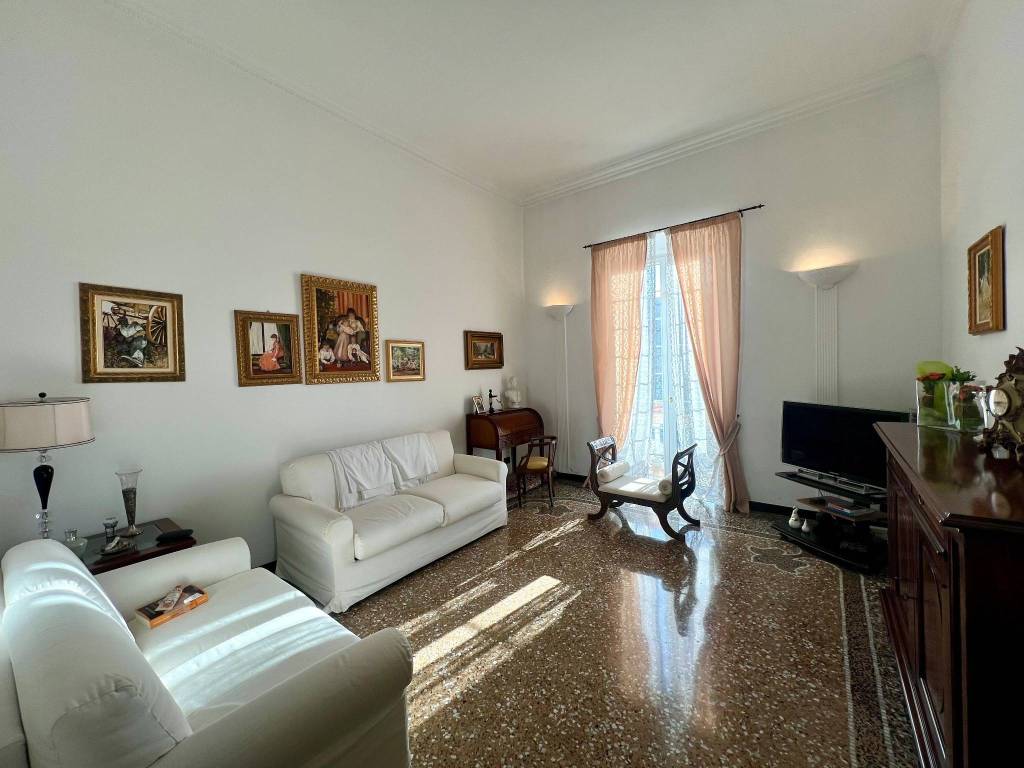 appartamento in vendita a Genova in zona Marassi