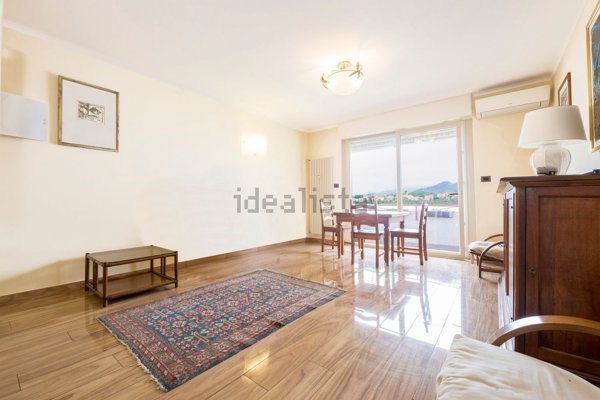 appartamento in vendita a Genova in zona Sampierdarena