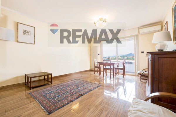 appartamento in vendita a Genova in zona Sampierdarena