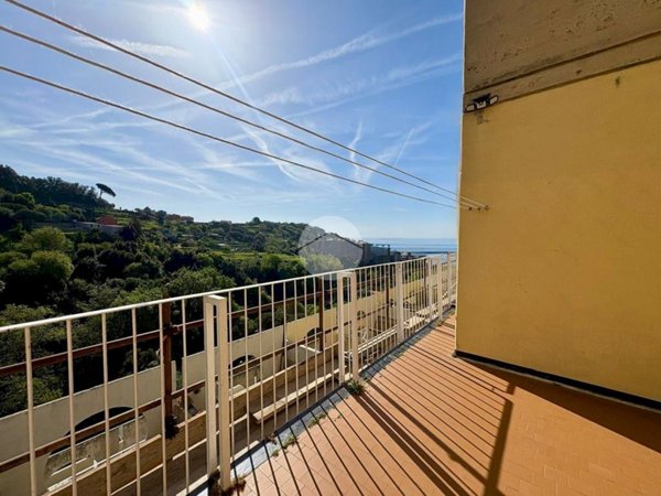 appartamento in vendita a Genova in zona Palmaro / Pra'