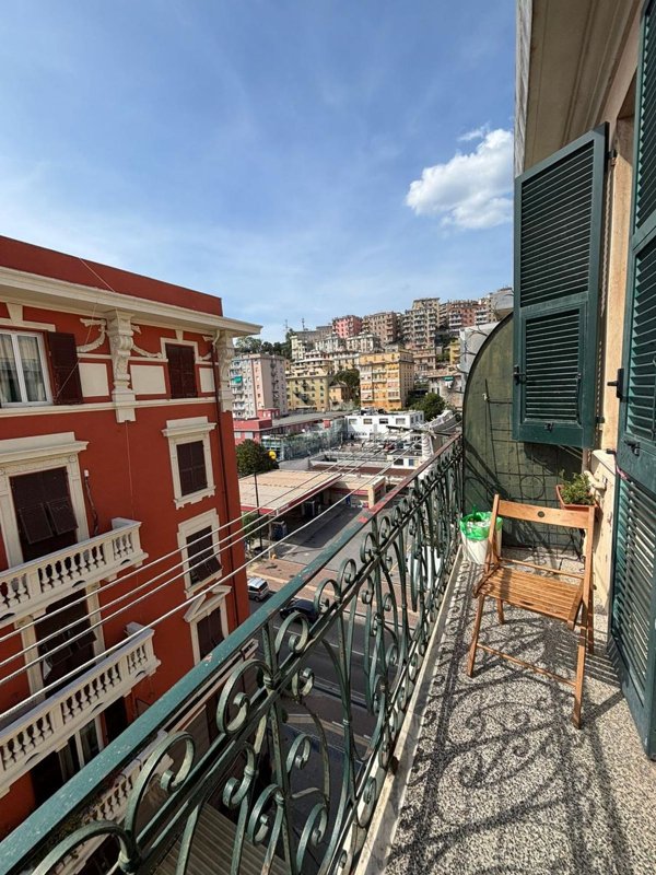 appartamento in vendita a Genova in zona Cornigliano