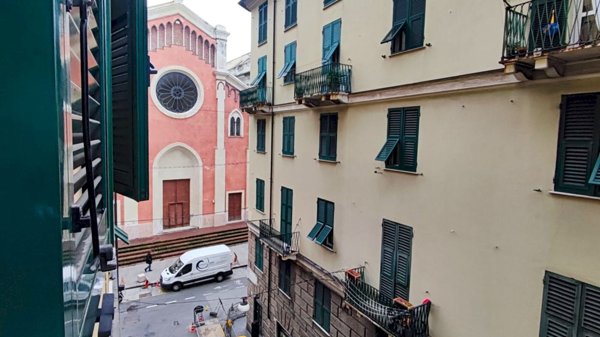 appartamento in vendita a Genova in zona Sampierdarena