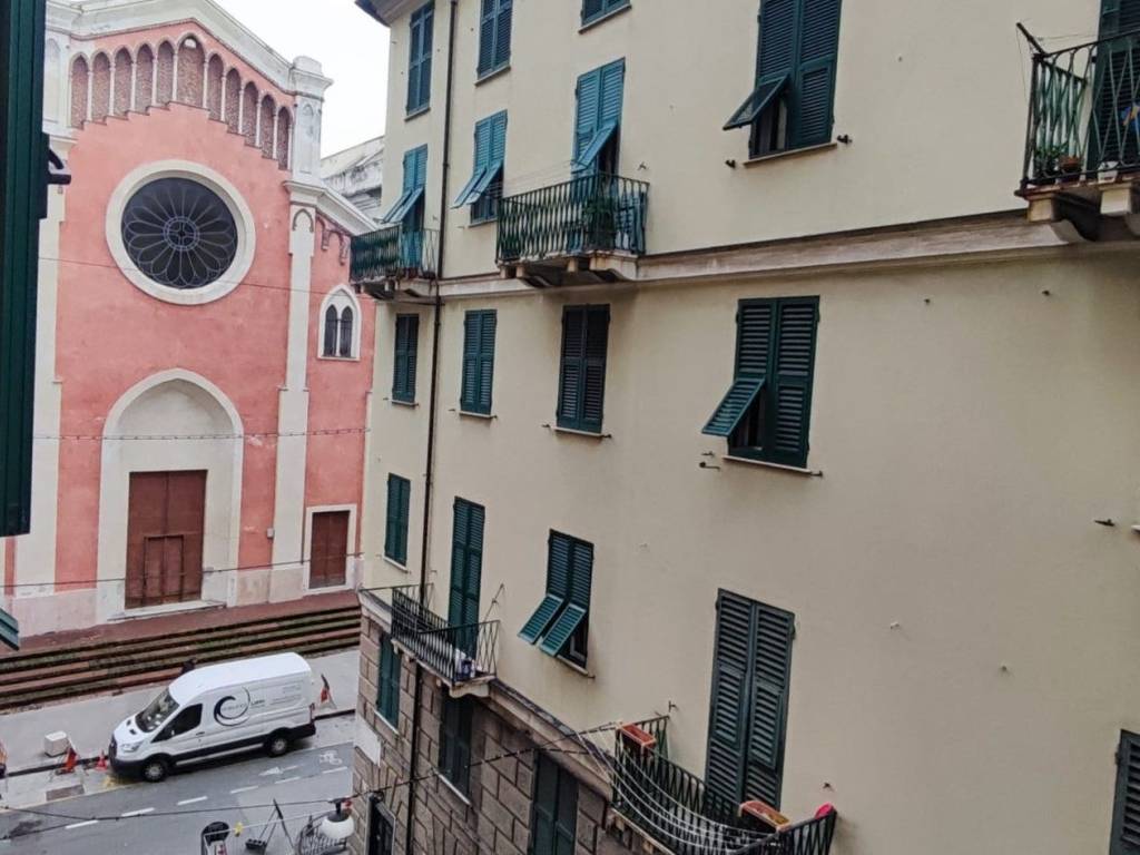 appartamento in vendita a Genova in zona Sampierdarena