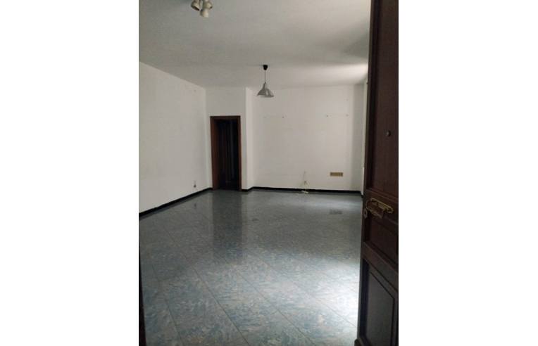 appartamento in vendita a Genova in zona Sampierdarena