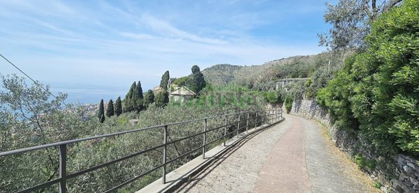 appartamento in vendita a Genova in zona Nervi