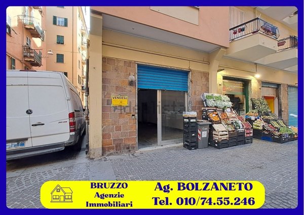 negozio in vendita a Genova in zona Bolzaneto