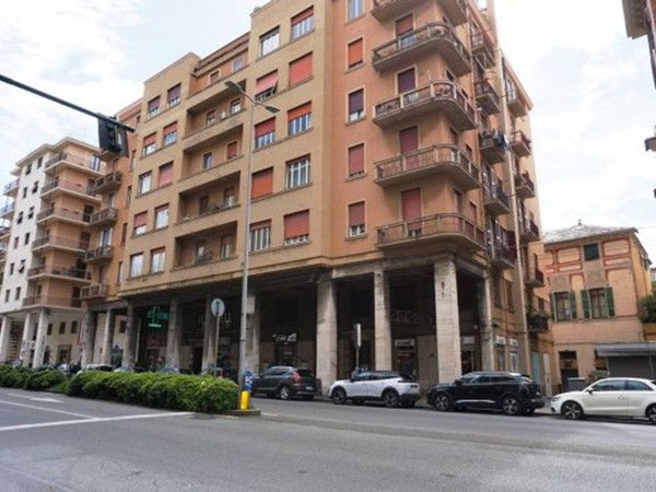 appartamento in vendita a Genova in zona Sampierdarena