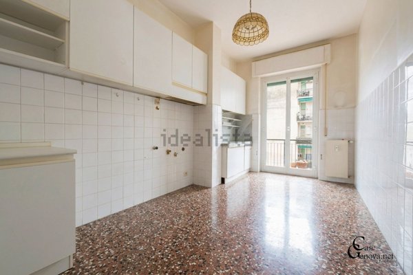 appartamento in vendita a Genova in zona Molassana