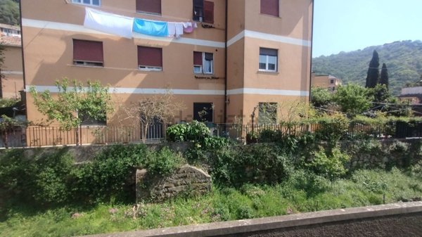 appartamento in vendita a Genova in zona Molassana
