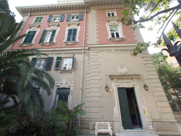 appartamento in vendita a Genova in zona Albaro